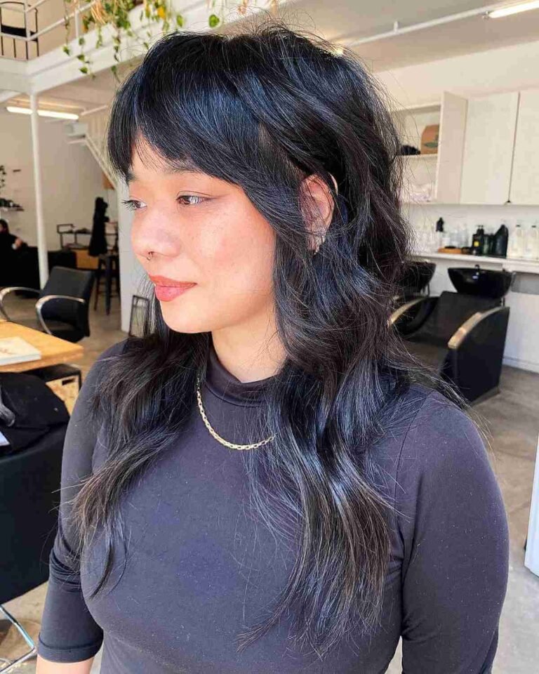 20 Wolf Cut With Bangs Ideas Trendy Edgy Hairstyle Inspiration 20-wolf-cut-with-bangs-ideas-trendy-edgy-hairstyle-inspiration