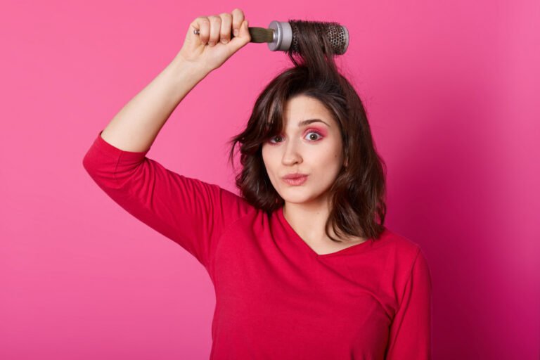 How to Make Your Hair Hold a Curl